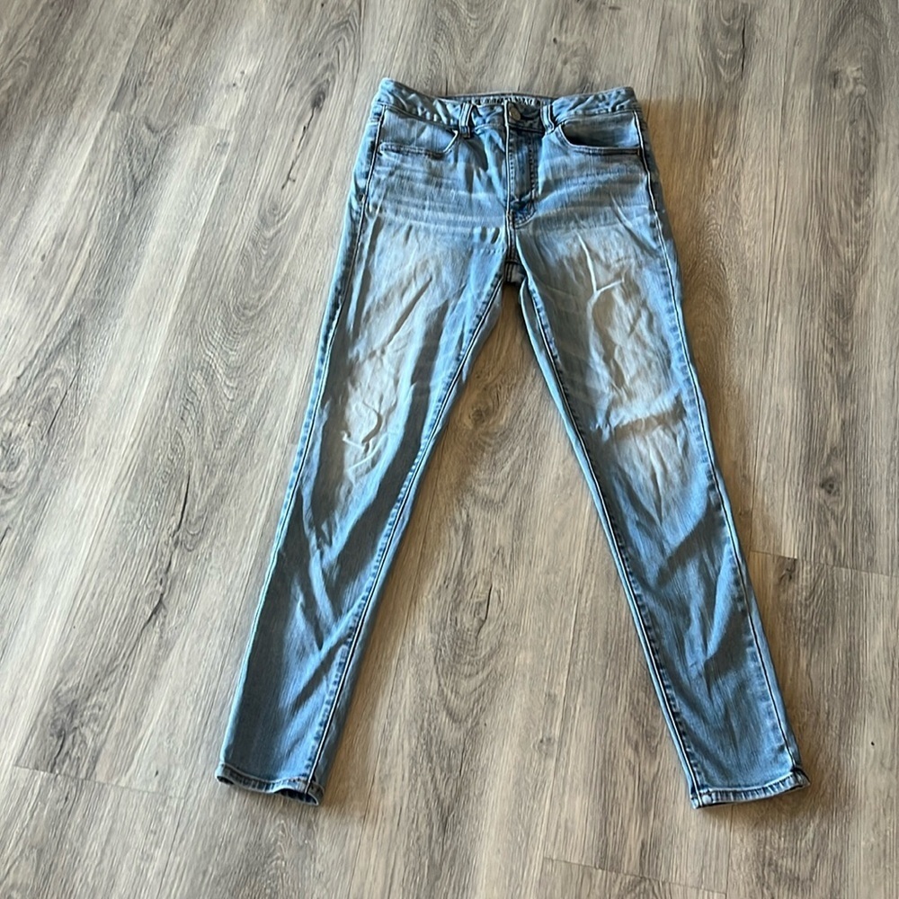 🏁 American Eagle blue denim high rise jegging size 8